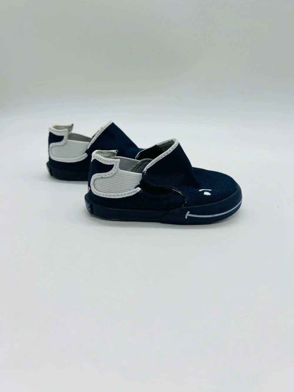 Sperry X Vineyard Vines Navy and White Whale Crib Shoes NWOT